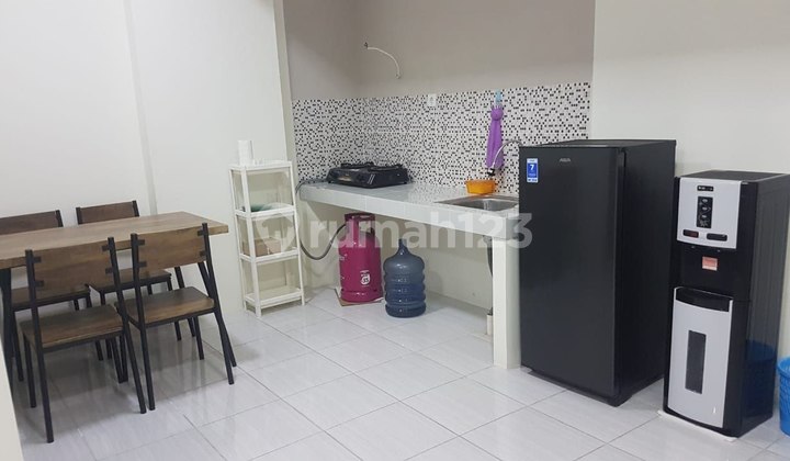 Disewakan Apartemen Puncak Dharmahusada Tower A Lantai 26 - Semi Furnished 2