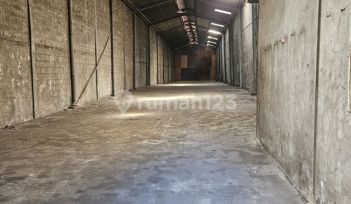 Gudang Perak, Surabaya Utara Strategis, Siap Pakai, Samping Tol Perak