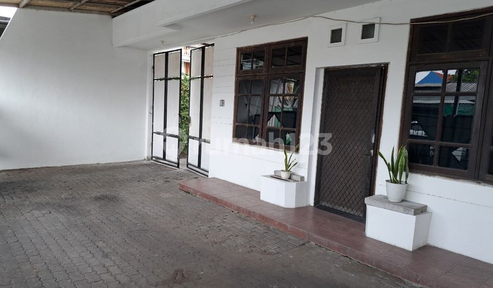 DIJUAL RUMAH & KOST RAYA KUTISARI SELATAN DIJUAL RUMAH & KOST RAYA KUTISARI SELATAN