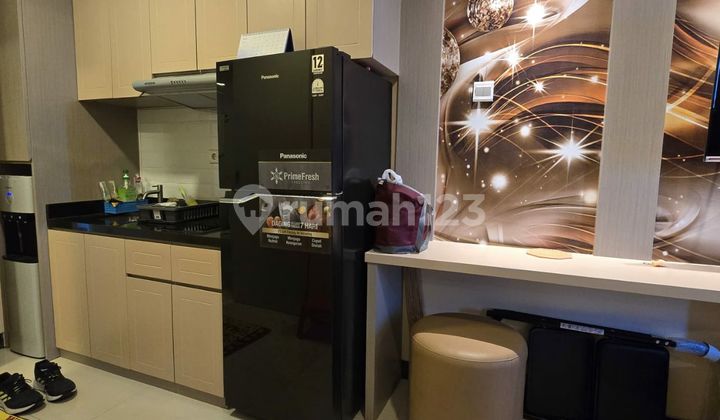 Dijual Apartemen Amor Pakuwon City Mall Lantai 26 Furnished 2