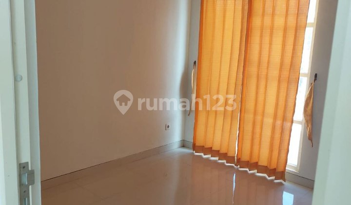 Disewakan / Dijual Rumah Puri Surya Jaya - Full Renov 2