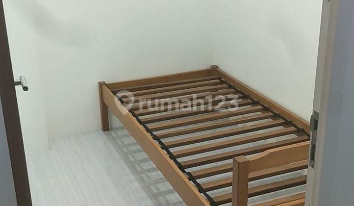 For Sale / For Rent Apartment Puncak Dharmhusada Tower B Floor 21 - Semi Furnished