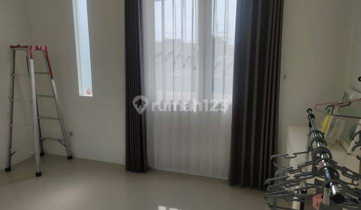 DISEWAKAN RUMAH KENCANA RESIDENCE 2 SEMI FURNISHED 1