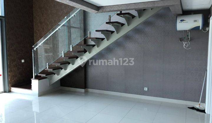 Xyteh, Ruangan Soho Skyloft Ciputra World, Ada 2 Unit Ac Dan Wh 1