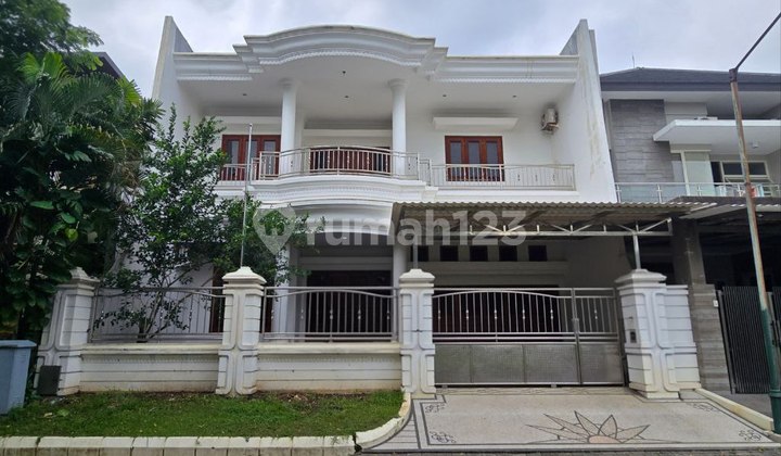 Disewakan / Dijual Villa Royal Pakuwon City 1