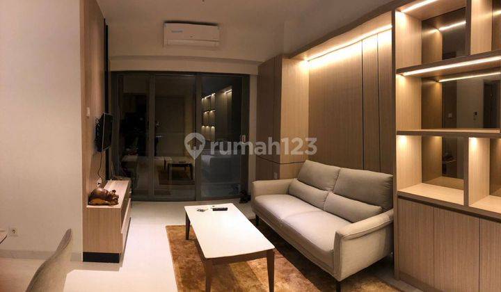 Xyyno, Apartemen La Viz Full Furnish Baru, 2BR 1