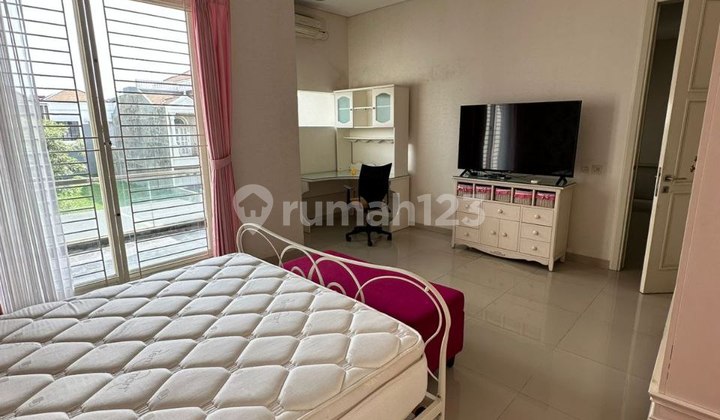 For Rent House Raffles Garden Citraland - Semi Furnished