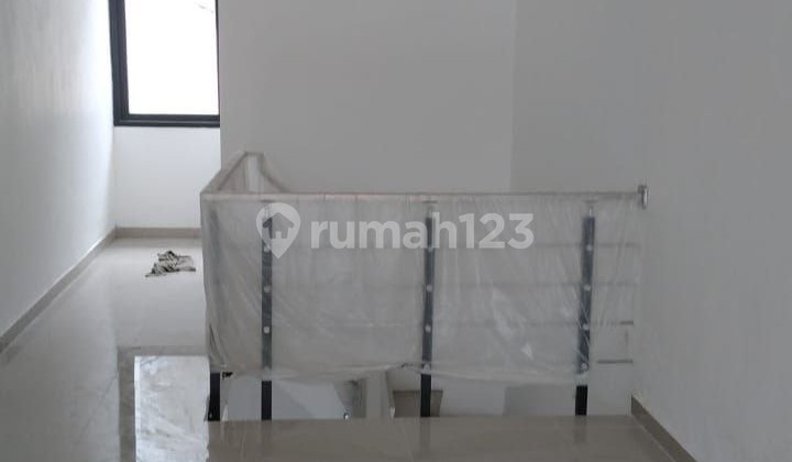 For Rent / For Sale Ruko Bratang Binangun 2