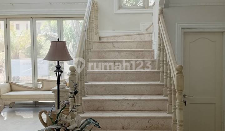 Disewakan Rumah Jalan Arif Rahman Hakim - Furnished 2