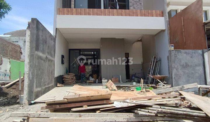 Rmh Sby Timur perumahan One Gate System Bangunan Baru Gress 1