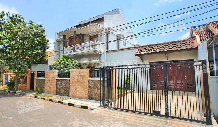 Dijual Murah Rumah 2 Lantai, Ada Bath Up di Taman Sulfat  1