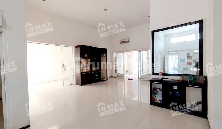 Cheap Rent Spacious House Minimal Partitions Clean in Ciliwung Area