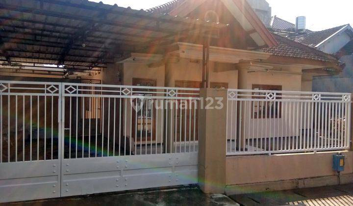 Disewakan Murah Rumah Minimalis Siap Huni di Area Polehan  1