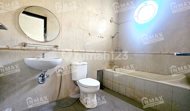 For rent: 2-story house ready to occupy, unfurnished, in Villa Puncak Tidar. For rent: 2-story house ready to occupy, unfurnished, in Villa Puncak Tidar.