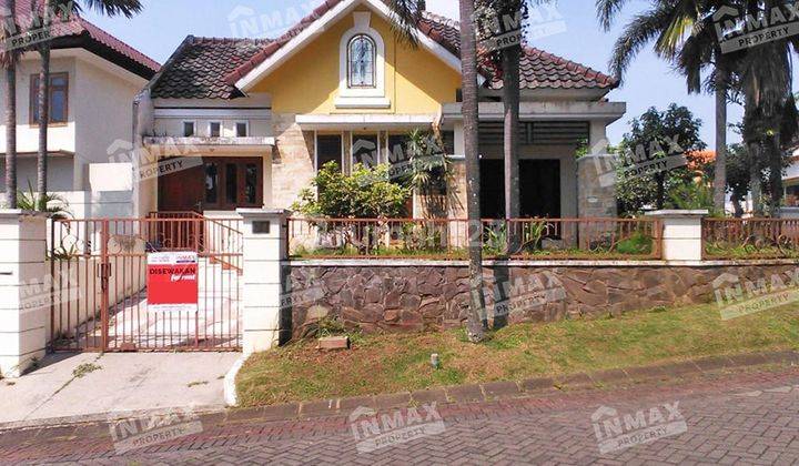 Disewakan Murah Rumah Terawat Posisi Hook di Villa Puncak Tidar 1