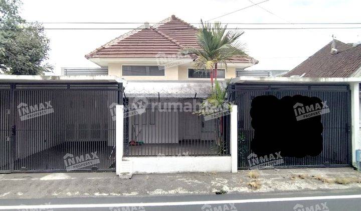 Disewakan Murah Rumah 2 Carport di Area Ciliwung  1