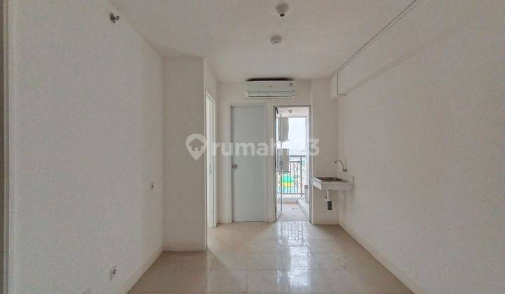 Disewakan 2BR Unfurnished Apartemen Bassura City Siap Huni 1