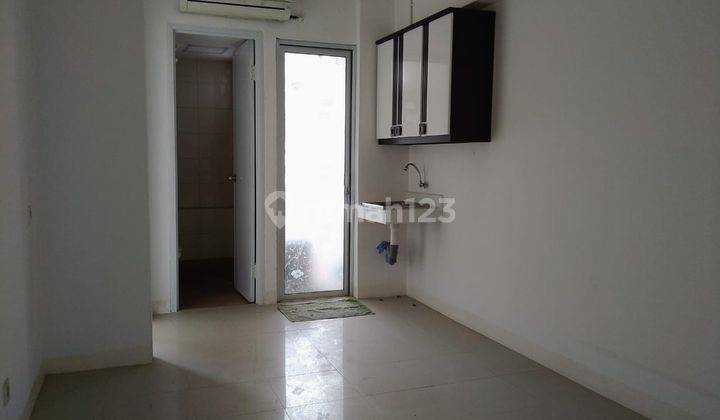 Dijual 2BR Kosongan Apartemen Bassura City New Tower