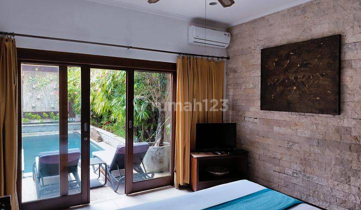 Villa Jual Lokasi Seminyak 1