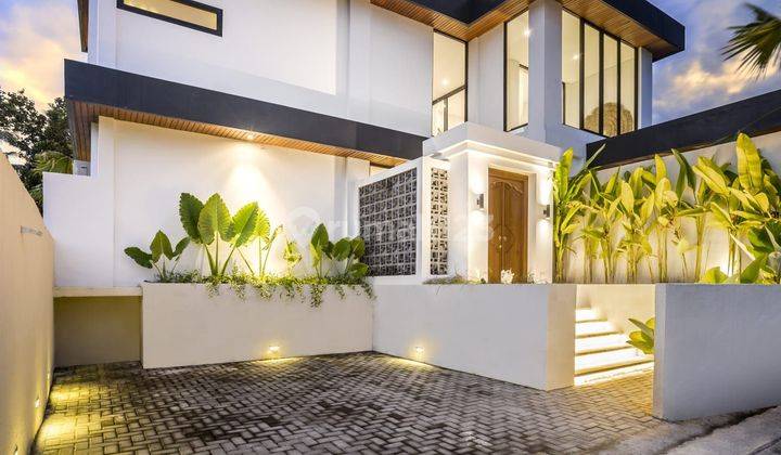 Villa Jual Lokasi Pecatu 1