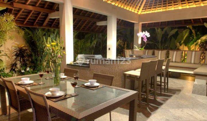 Villa Jual Lokasi Legian 2