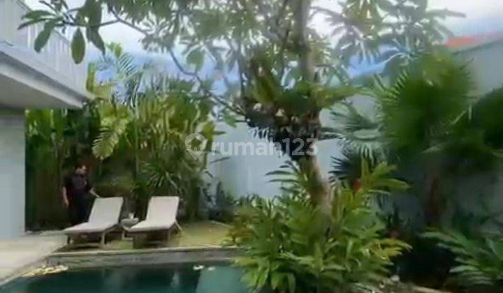 Villa Jual Lokasi Berawa 1