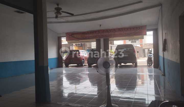 Full Building Workshop Warehouse Ready to Use in Lenteng Agung, South Jakarta Full Building Workshop Warehouse Ready to Use in Lenteng Agung, South Jakarta