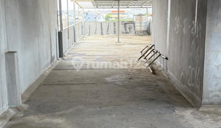 5-Storey Warehouse With Cargo Lift, Strategic Location, Easy Access to Toll Road in Roa Malaka, West Jakarta 5-Storey Warehouse With Cargo Lift, Strategic Location, Easy Access to Toll Road in Roa Malaka, West Jakarta