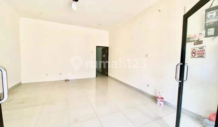 Ruko 3 Lantai Bagus Siap Pakai di Cempaka Putih Tengah Jakarta Pusat