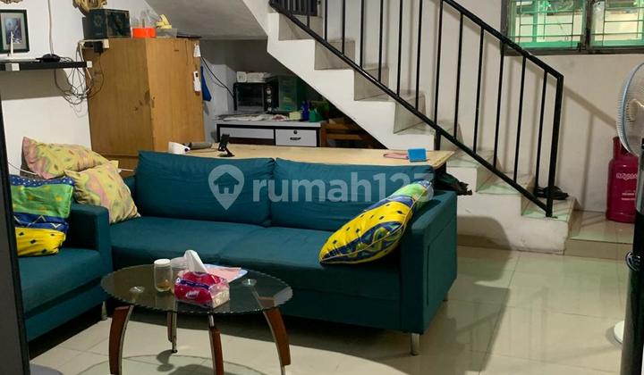 Rumah 3 Lantai di Lingkungan Strategis Nyaman Akses Mudah ke Pusat Kota di Pademangan Jakarta Utara Rumah 3 Lantai di Lingkungan Strategis Nyaman Akses Mudah ke Pusat Kota di Pademangan Jakarta Utara