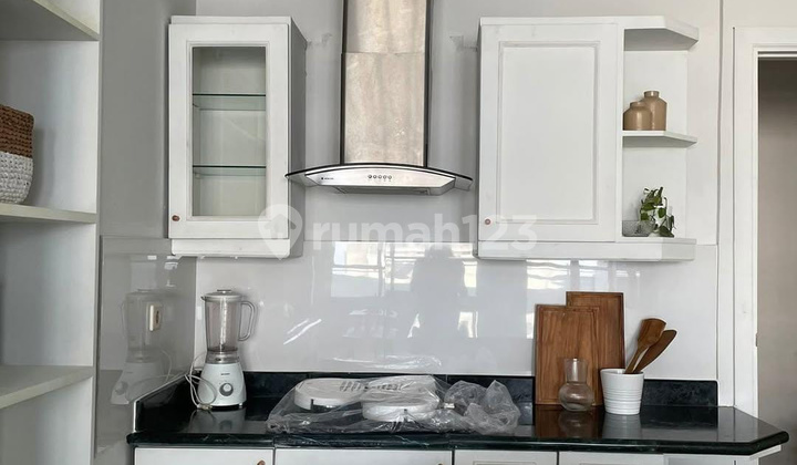 Apartemen 3 Bedroom Furnish Minimalis Bagus di Paladian Park Kelapa Gading Jakarta Utara 2