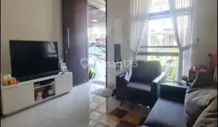 Dijual Rumah Rapi Bersih Siap Huni Di Cluster Vanya Park Bsd Tangerang 2