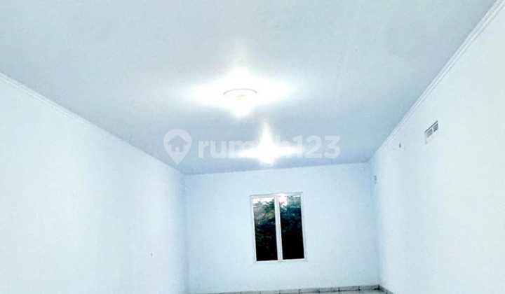 Good 2-Story Shop House Ready to Use, Suitable for All Businesses in Poris Jaya, Batuceper, Tangerang. 2