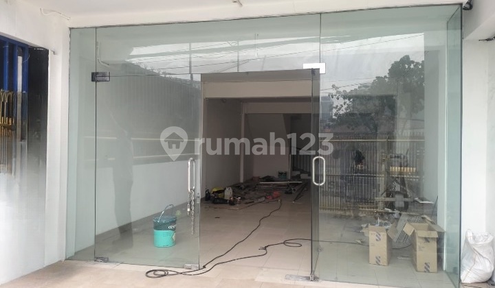 Ruko 4 Lantai Sangat Strategis Ramai Cocok untuk Segala Usaha di Cideng Jakarta Pusat