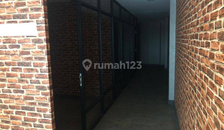 Ruko 3 Lantai Siap Pakai Strategis di Jalan Alaydrus Jakarta Pusat 2