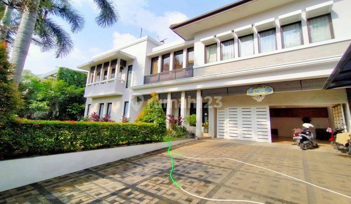 Rumah Mewah Ada Kolam Renang Siap Huni di Kemang Jakarta Selatan 1