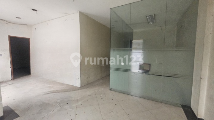 3-Unit Connected Shop House Suitable for Office, Warehouse, etc.@Sereal Land, West Jakarta 2