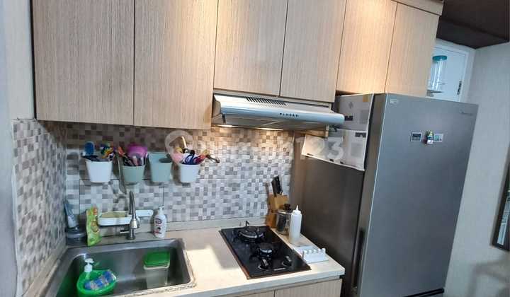 Fully Furnished Mid-Floor Apartment, Ideal for Investment in Bassura City, East Jakarta 2