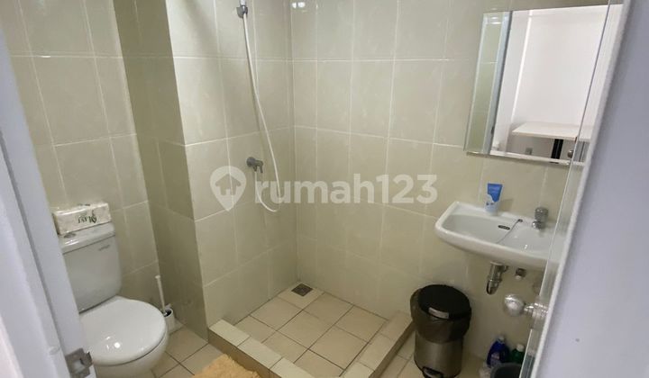 M-Town Pool View Furnished Apartment Haga Negotiable Serpong 2