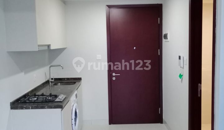 Apartemen Tipe Studio Furnish Siap Huni Harga Nego di Green Sedayu Taman Palem Jakarta Barat