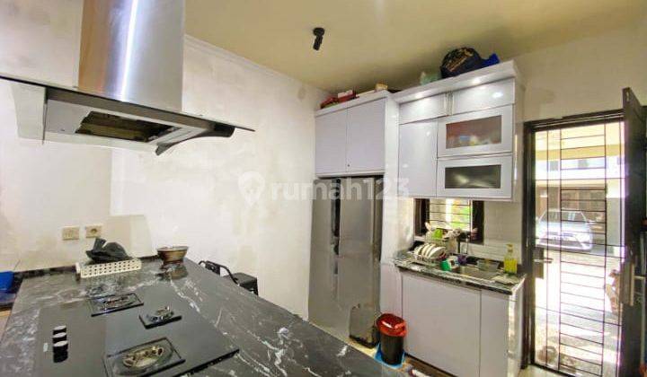 Rumah 2 Lantai Furnished Jalan 3 Mobil Di Kebagusan Raya Jakarta Selatan 2