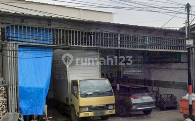 Gudang Ex Minimarket bisa untuk Usaha Lainnya Pinggir Jalan di Jatinegara Jakarta Timur