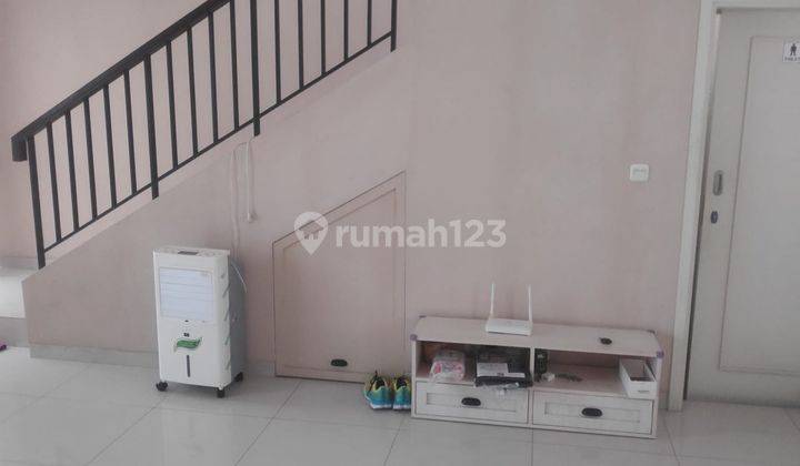 Rumah 2 Lantai Hadap Selatan Siap Huni Di Suarna Sutra Cluster Chiara Tangerang 2