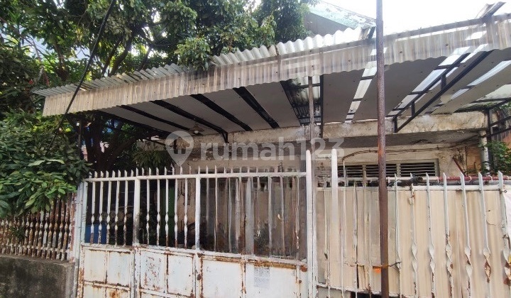Rumah Tua Cocok Renovasi atau Bangun Baru di Jembatan Gambang Jakarta Utara 1