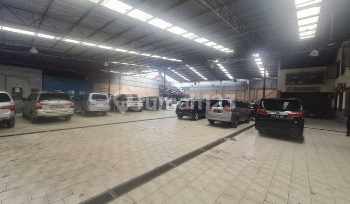 Gudang/ Showroom 3,5 Lantai Sangat Bagus & Strategis di Letjen Suprapto Cempaka Putih Jakarta Pusat Gudang/ Showroom 3,5 Lantai Sangat Bagus & Strategis di Letjen Suprapto Cempaka Putih Jakarta Pusat