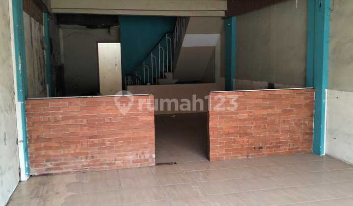 Ruko 2,5 Lantai Cocok untuk Semua Usaha Lokasi Ramai di Bulevard Kelapa Gading Jakarta Utara