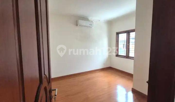 Rumah Rapi Terawat Siap Huni Bebas Banjir Dekat Mal Di Rawamangun Jakarta Timur 2