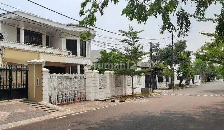 Dijual Rumah 2 lantai di Pulomas Jakarta Timur Rp 12 M Rumah SHM 2 Lantai Bagus Selatan 1