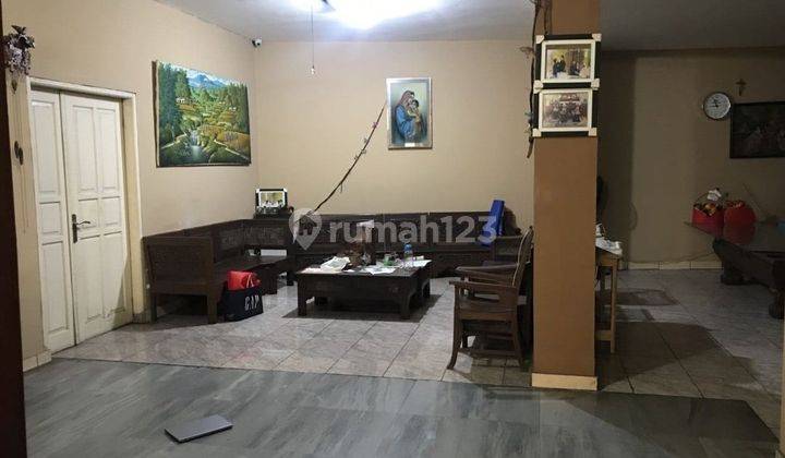 Dijual Rumah 2 Lantai di Kalibaru Jakarta Pusat Rp 8.75 M 2