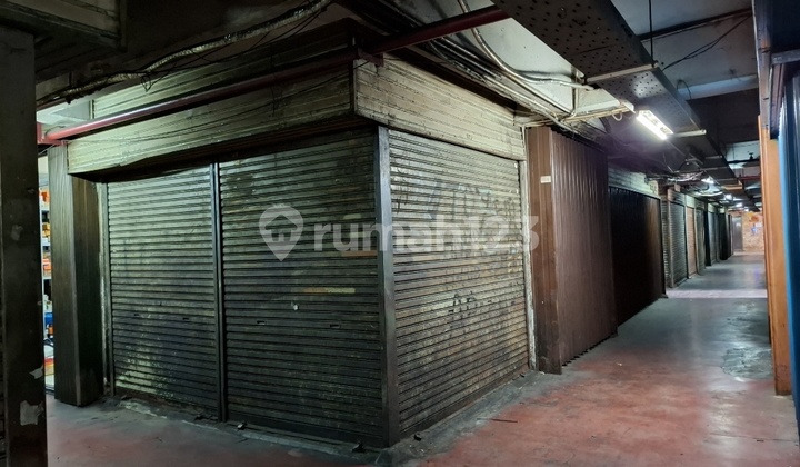 Kios Glodok.jaya Jakarta Pusat Rp 28 Juta/ Tahun Nego Kios Glodok.jaya Jakarta Pusat Rp 28 Juta/ Tahun Nego